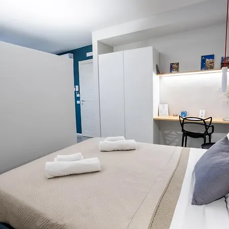 Aparthotel Porta San Paolo House 3*