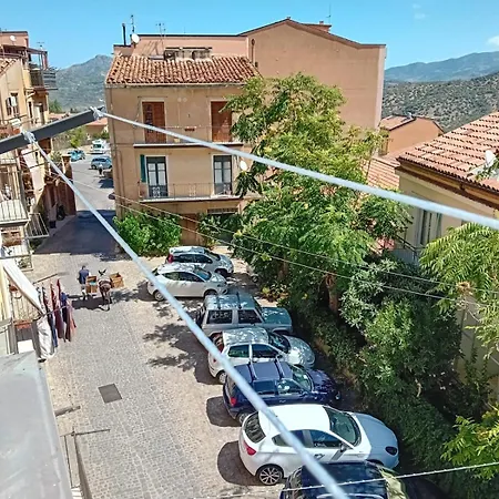 Porta San Paolo House Lägenhetshotell Castelbuono (Sicily)