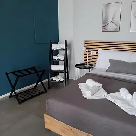 Porta San Paolo House Aparthotel